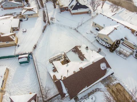 295 Glendale Ln, Hoffman Estates, IL 60169 photo 27