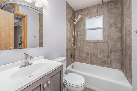 295 Glendale Ln, Hoffman Estates, IL 60169 photo 14