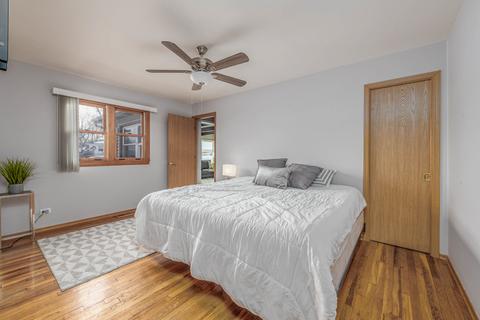 295 Glendale Ln, Hoffman Estates, IL 60169 photo 13
