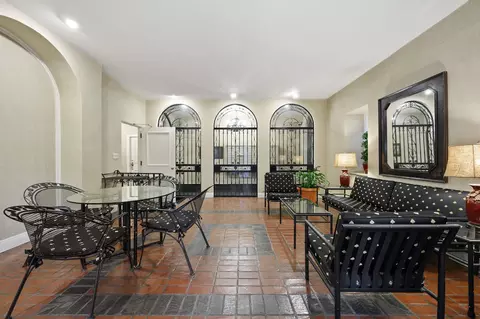 60 E Scott St #204, Chicago, IL 60610 photo 24