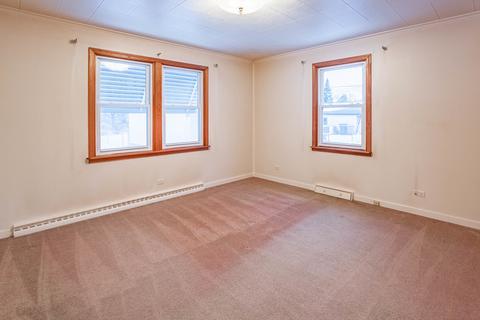 3074 Patton Dr, Des Plaines, IL 60018 photo 3