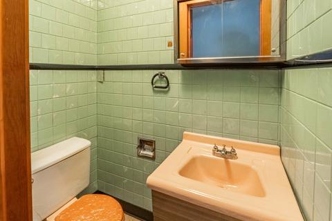 3074 Patton Dr, Des Plaines, IL 60018 photo 8