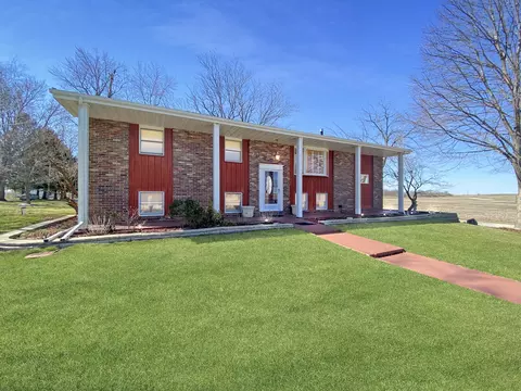 3159 Cr 1900 E Rd, Rantoul, IL 61866 photo 3