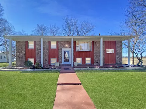 3159 Cr 1900 E Rd, Rantoul, IL 61866 photo 2