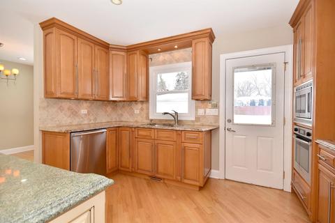 509 E Holly Ave, Mount Prospect, IL 60056 photo 15