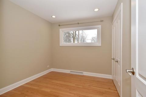 509 E Holly Ave, Mount Prospect, IL 60056 photo 17