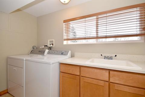 509 E Holly Ave, Mount Prospect, IL 60056 photo 30