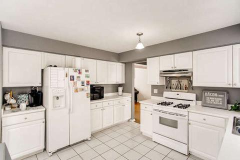 21945 W Lathrop Ct, Plainfield, IL 60544 photo 6