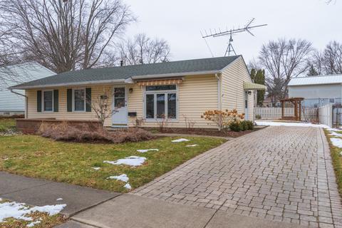 1408 Kingsridge Dr, Normal, IL 61761 photo 1