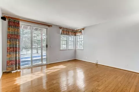 6679 Snug Harbor Dr, Willowbrook, IL 60527 photo 16