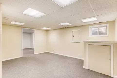 6679 Snug Harbor Dr, Willowbrook, IL 60527 photo 22