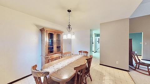 301 W 5th St, Spring Valley, IL 61362 photo 9