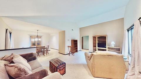 301 W 5th St, Spring Valley, IL 61362 photo 3