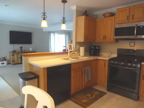 1408 Newcastle Ln, Bartlett, IL 60103 photo 7