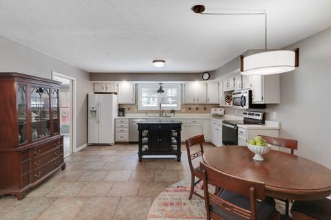 1112 E Jefferson St, Bloomington, IL 61701 photo 15