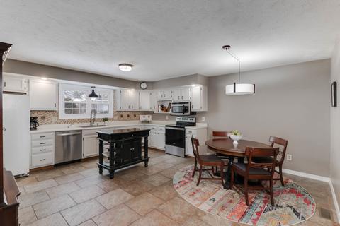 1112 E Jefferson St, Bloomington, IL 61701 photo 14