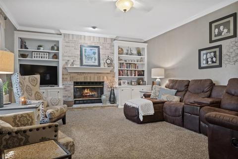 705 Ironwood Country Club Dr, Normal, IL 61761 photo 4