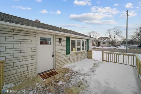 4349 Ruby St, Schiller Park, IL 60176 photo 15