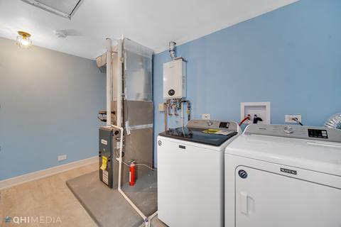 4349 Ruby St, Schiller Park, IL 60176 photo 9