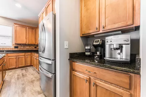 2886 Killarny Dr, Elgin, IL 60124 photo 9