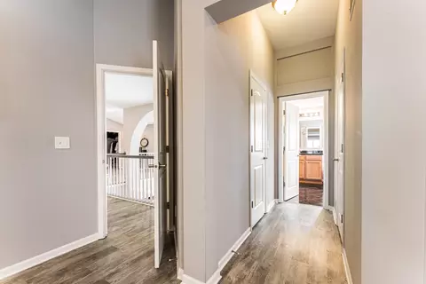 2886 Killarny Dr, Elgin, IL 60124 photo 17