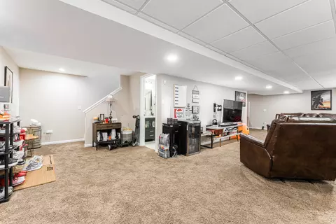 2886 Killarny Dr, Elgin, IL 60124 photo 25