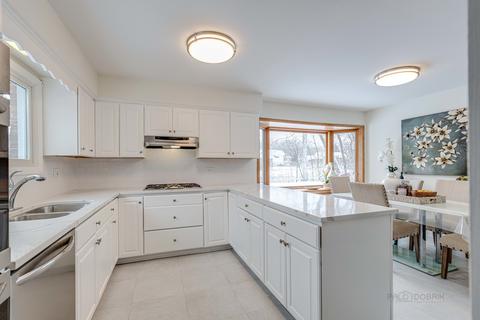 1856 Smith Rd, Northbrook, IL 60062 photo 9