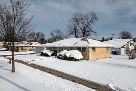 2054 Fox Ln, Des Plaines, IL 60018 photo 1
