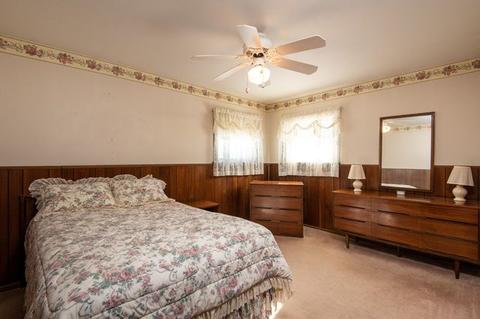 2054 Fox Ln, Des Plaines, IL 60018 photo 12