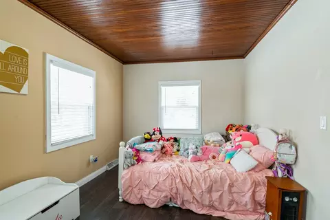 801 Paul St, Mchenry, IL 60051 photo 9