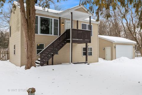 709 Pokagon Dr, Algonquin, IL 60102 photo 2