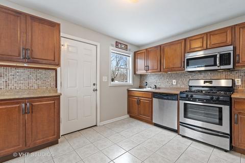 709 Pokagon Dr, Algonquin, IL 60102 photo 13