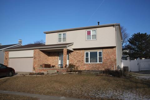 2010 Single Tree Ln, Bloomington, IL 61704 photo 1