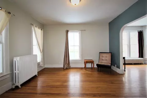 108 S Porter St, Elgin, IL 60120 photo 3