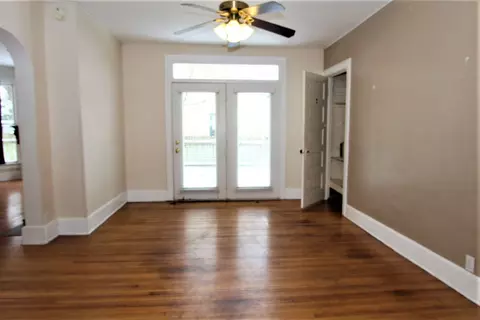 108 S Porter St, Elgin, IL 60120 photo 9