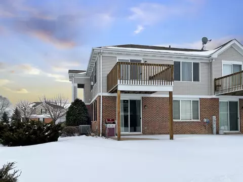 409 Legend Ln, Mchenry, IL 60050 photo 24