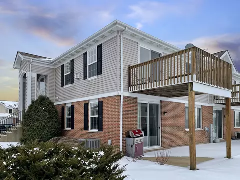 409 Legend Ln, Mchenry, IL 60050 photo 23