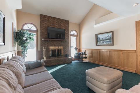 1303 N 9th Ave, Addison, IL 60101 photo 15