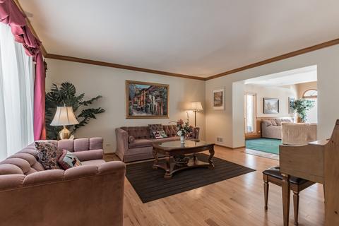 1303 N 9th Ave, Addison, IL 60101 photo 4