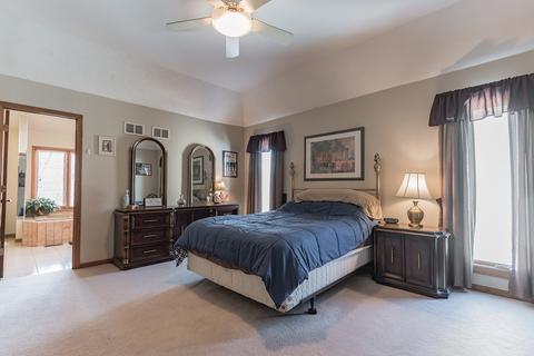 1303 N 9th Ave, Addison, IL 60101 photo 19