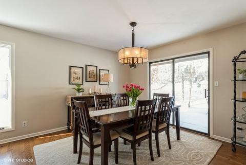 1323 Hillside Ln, Mchenry, IL 60051 photo 4