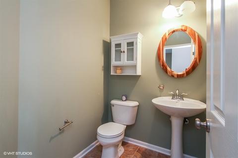 215 Jackson St, Gilberts, IL 60136 photo 18
