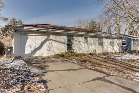 1706 Hoover Dr, Normal, IL 61761 photo 1