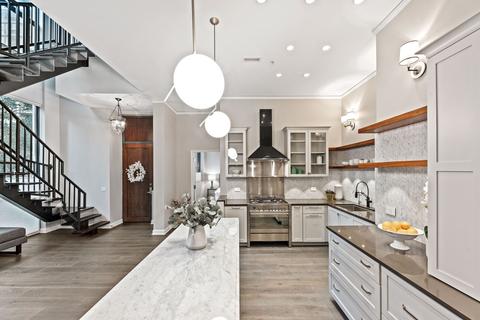 201 N Westshore Dr #105, Chicago, IL 60601 photo 8