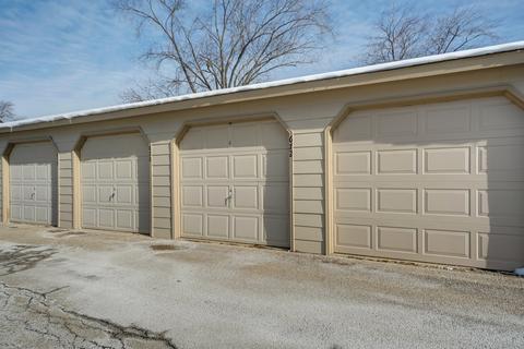 672 Beth Ct, Gurnee, IL 60031 photo 25