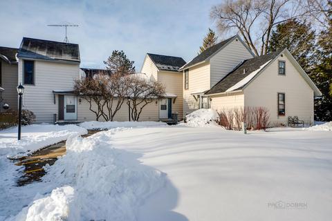 672 Beth Ct, Gurnee, IL 60031 photo 1