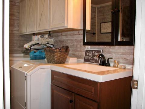 209 E 3rd St, Arthur, IL 61911 photo 15