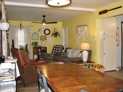 209 E 3rd St, Arthur, IL 61911 photo 5