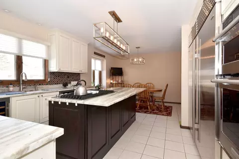231 N Cardinal Ave, Addison, IL 60101 photo 20