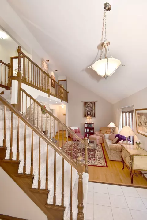 231 N Cardinal Ave, Addison, IL 60101 photo 4